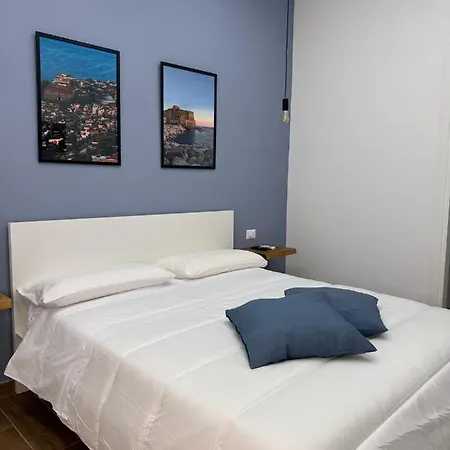 Conte Di Mola 67 3* Napoli