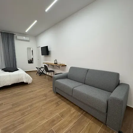 Oda ve Kahvaltı Conte Di Mola 67 Napoli