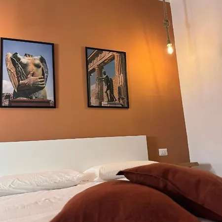 Conte Di Mola 67 * Nápoly